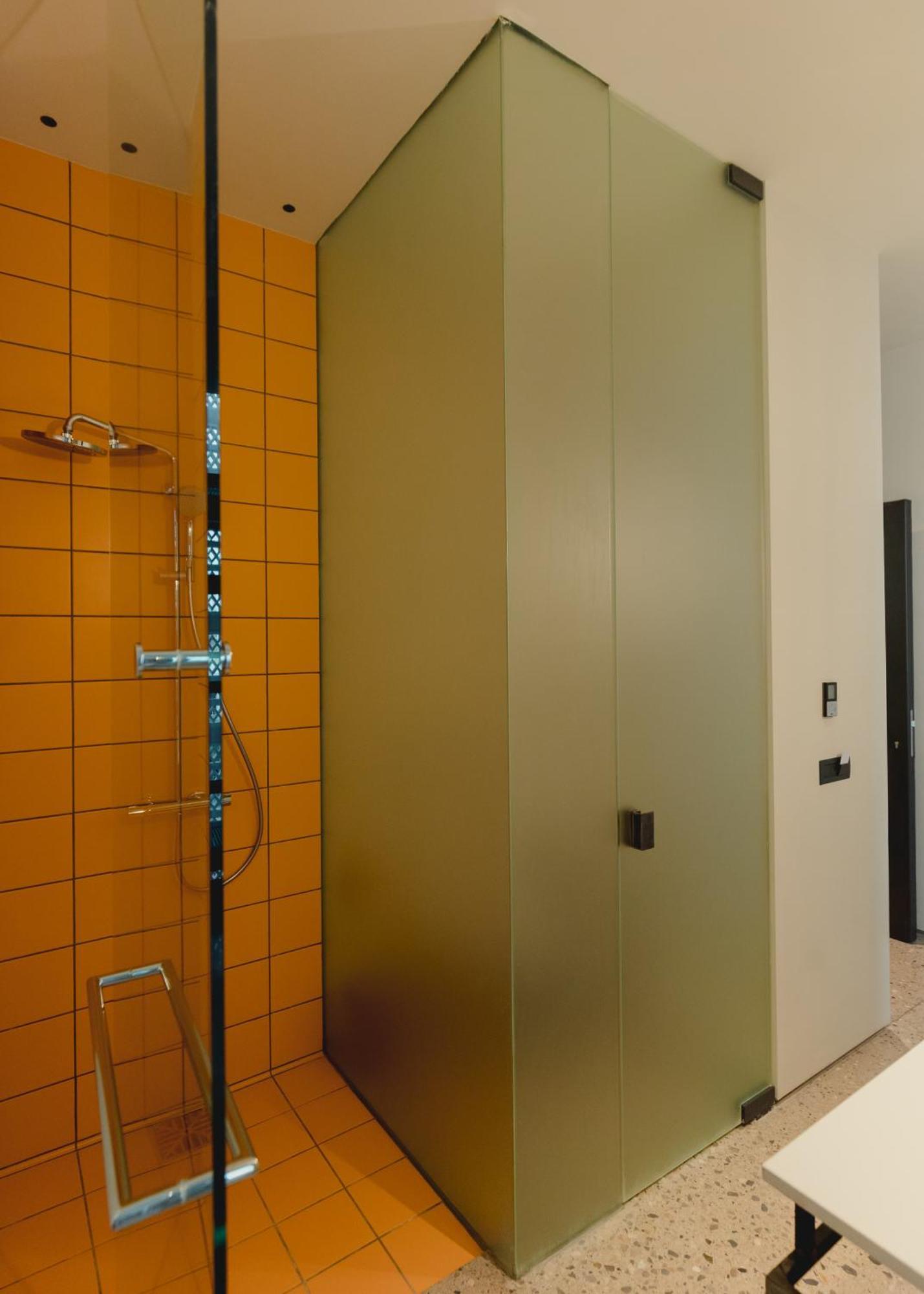 Plexi Space Atenas Exterior foto